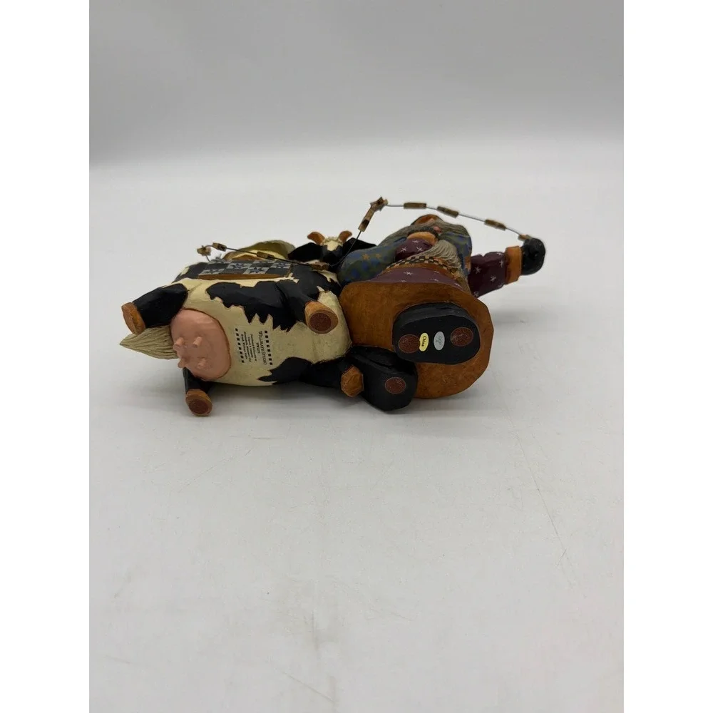 Vintage Williraye Studio WW2272 Christmas‎ Figurine Santa Cow Star Garland 1998